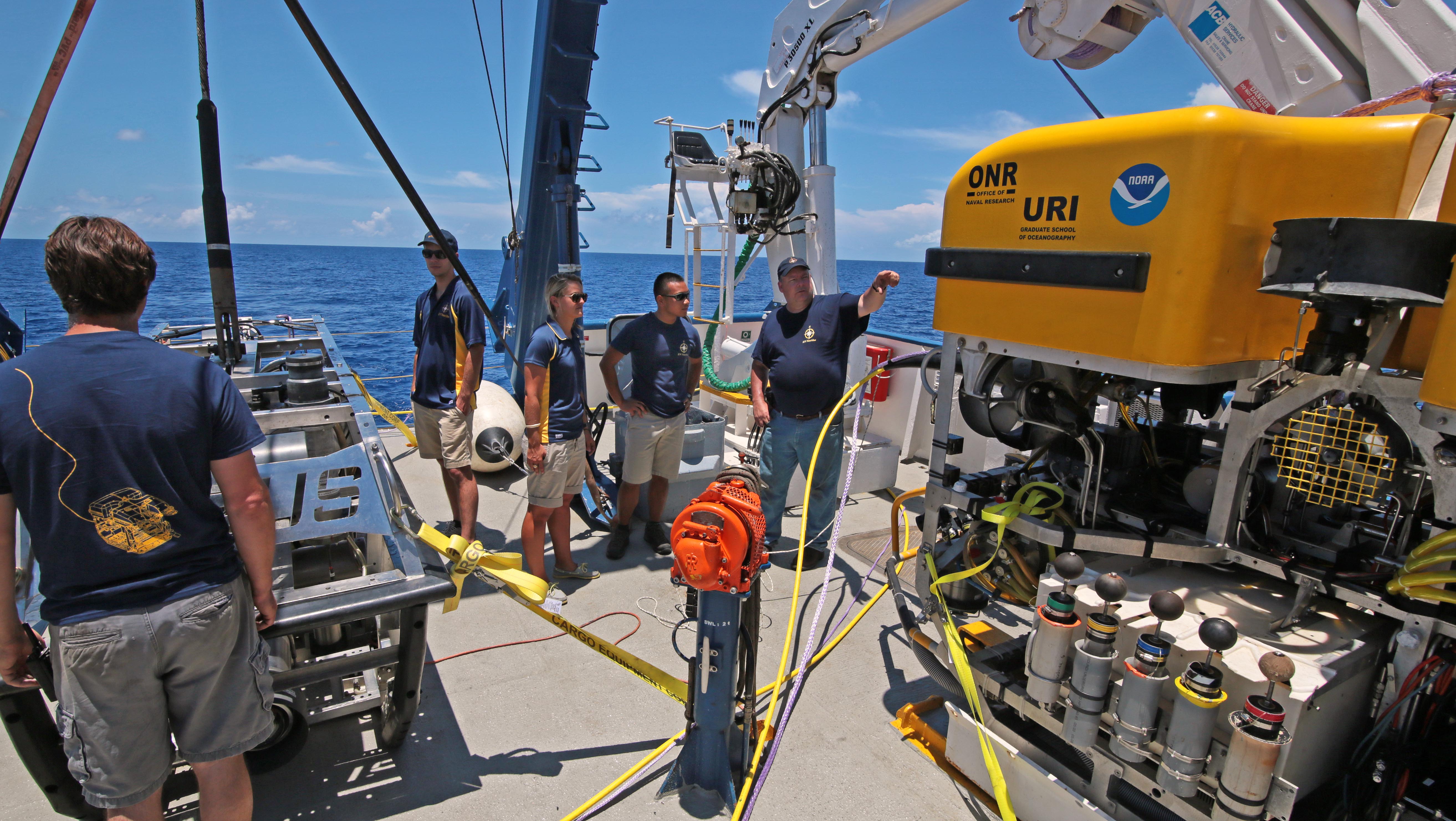 Scott Munro Broadcasts the Ocean’s Abyss